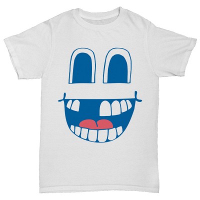 Прикольная футболка "Улыбка с выбитым зубом"